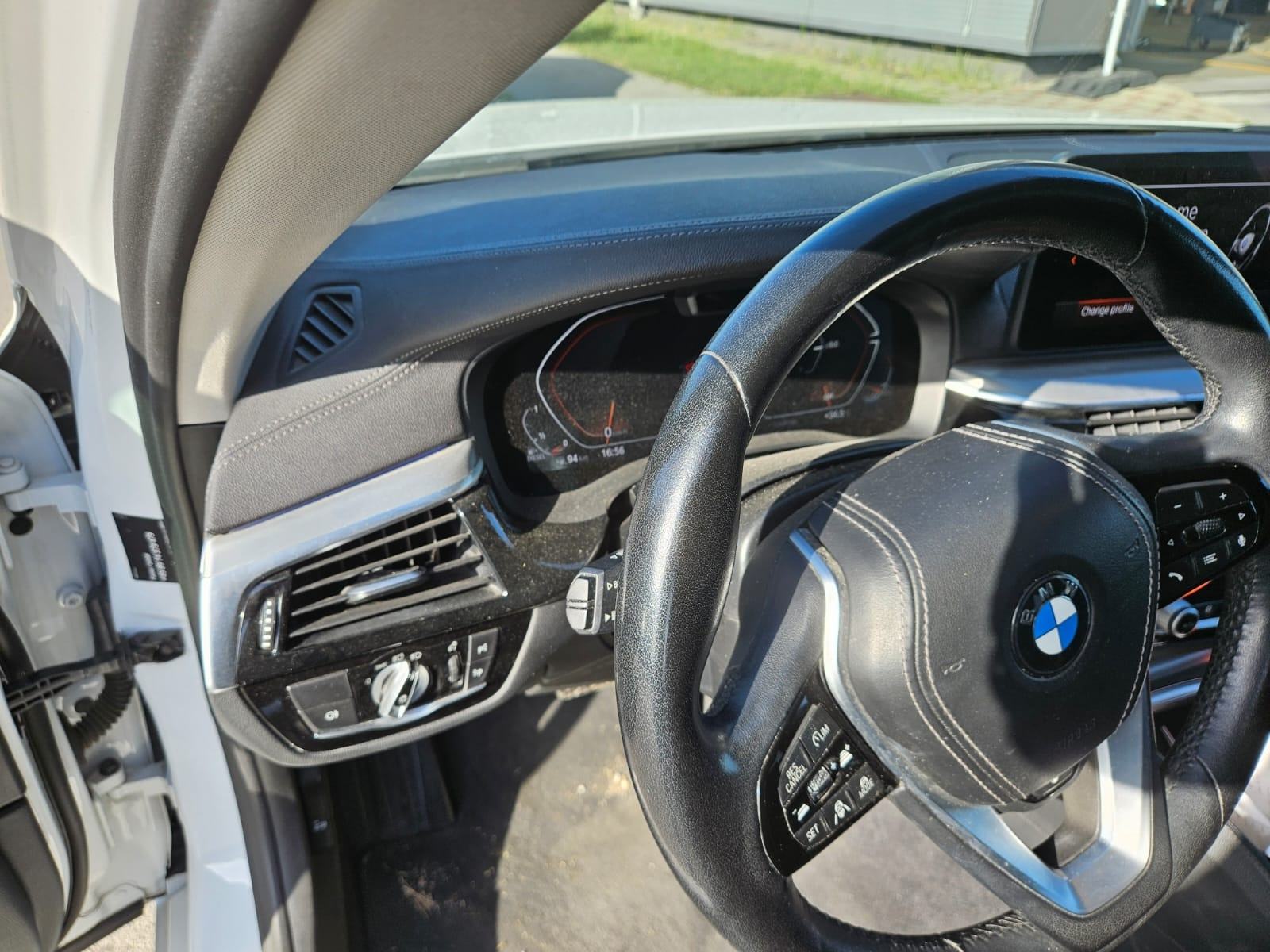 BMW serija 5 Touring 530d HIBRID.2022.autom.42500e, fotografija 12