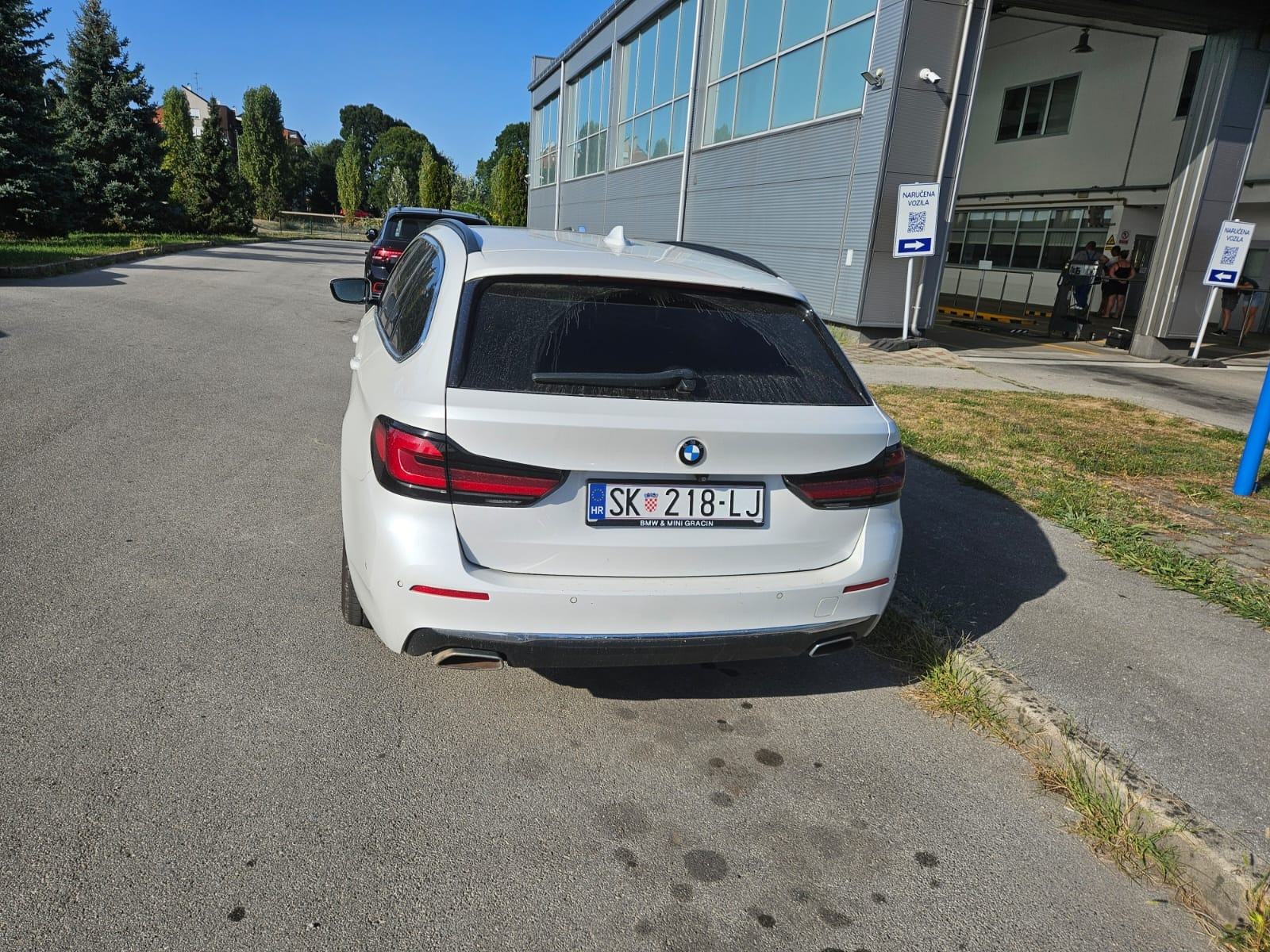 BMW serija 5 Touring 530d HIBRID.2022.autom.42500e, fotografija 5