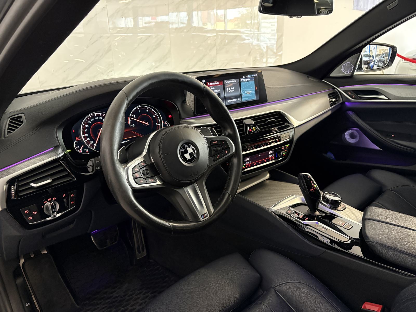 BMW serija 5 Touring 530d|xD|M|ACC|Laser|360K|HUD|BW|NightV|Zračno|TV|, fotografija 8