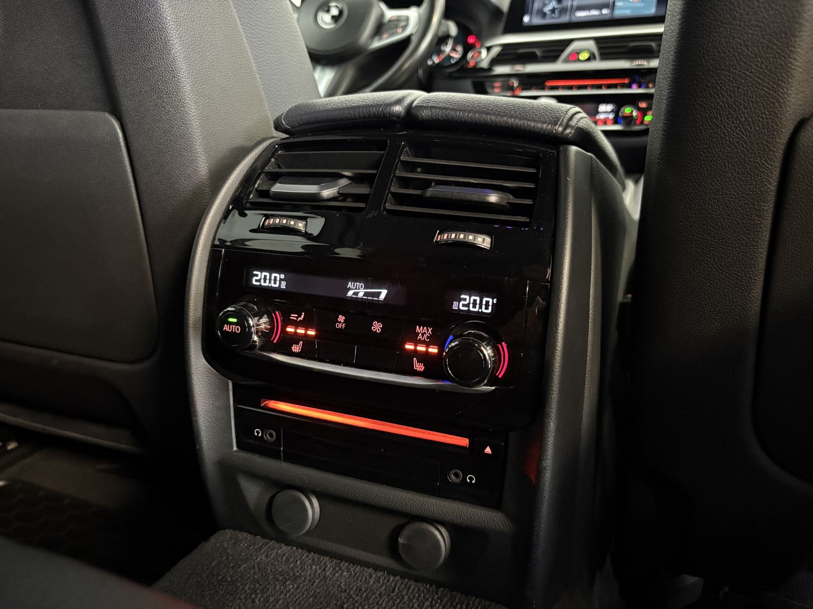 BMW serija 5 Touring 530d|xD|M|ACC|Laser|360K|HUD|BW|NightV|Zračno|TV|, fotografija 19