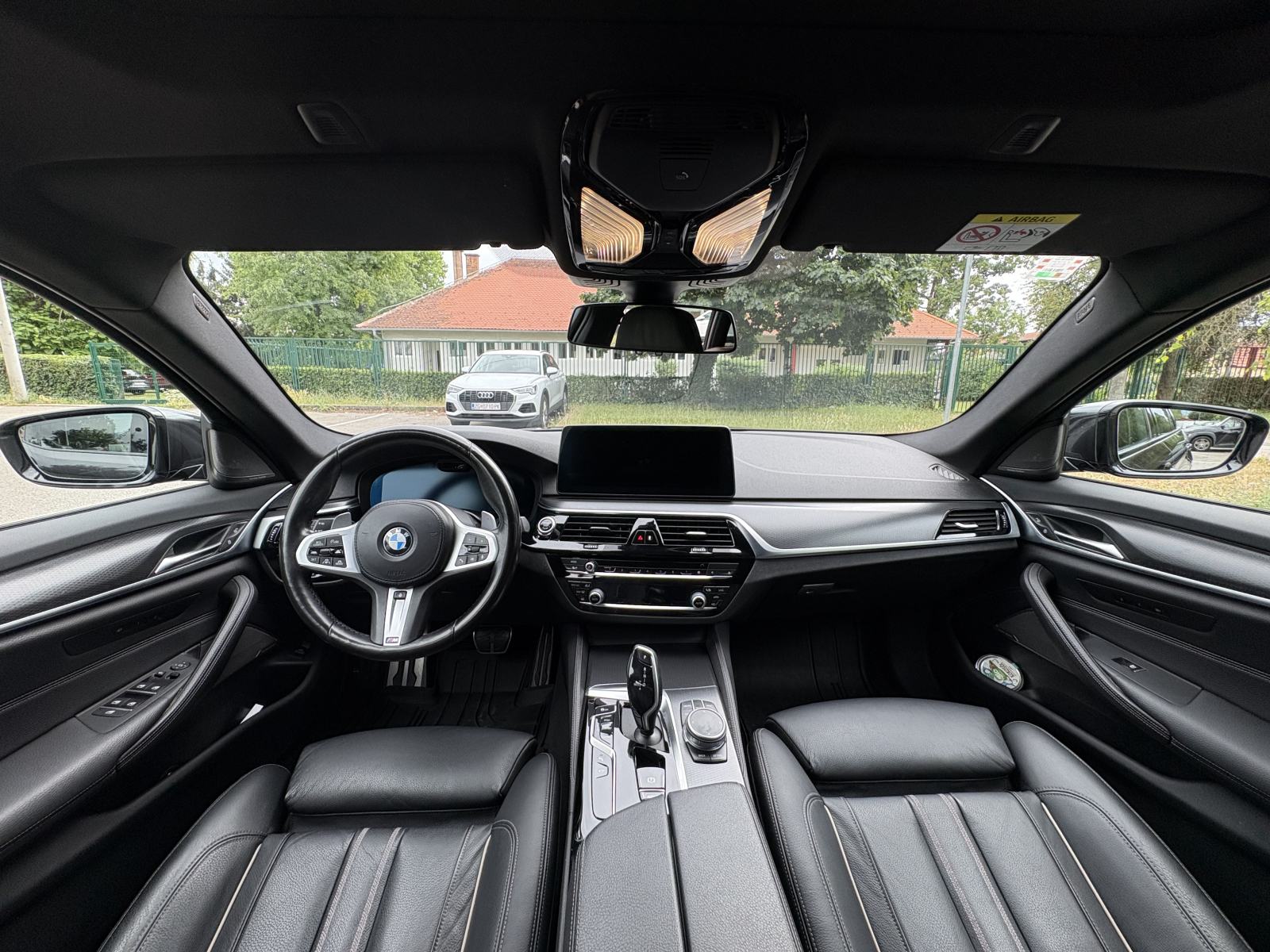 BMW serija 5 Touring 530d xDrive M paket full, fotografija 19