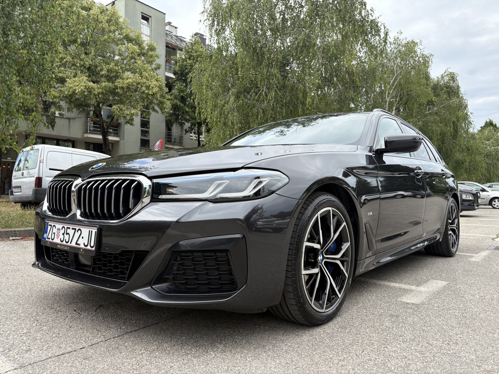 BMW serija 5 Touring 530d xDrive M paket full, fotografija 5