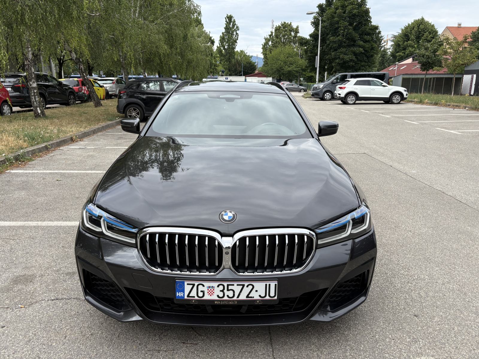 BMW serija 5 Touring 530d xDrive M paket full, fotografija 4