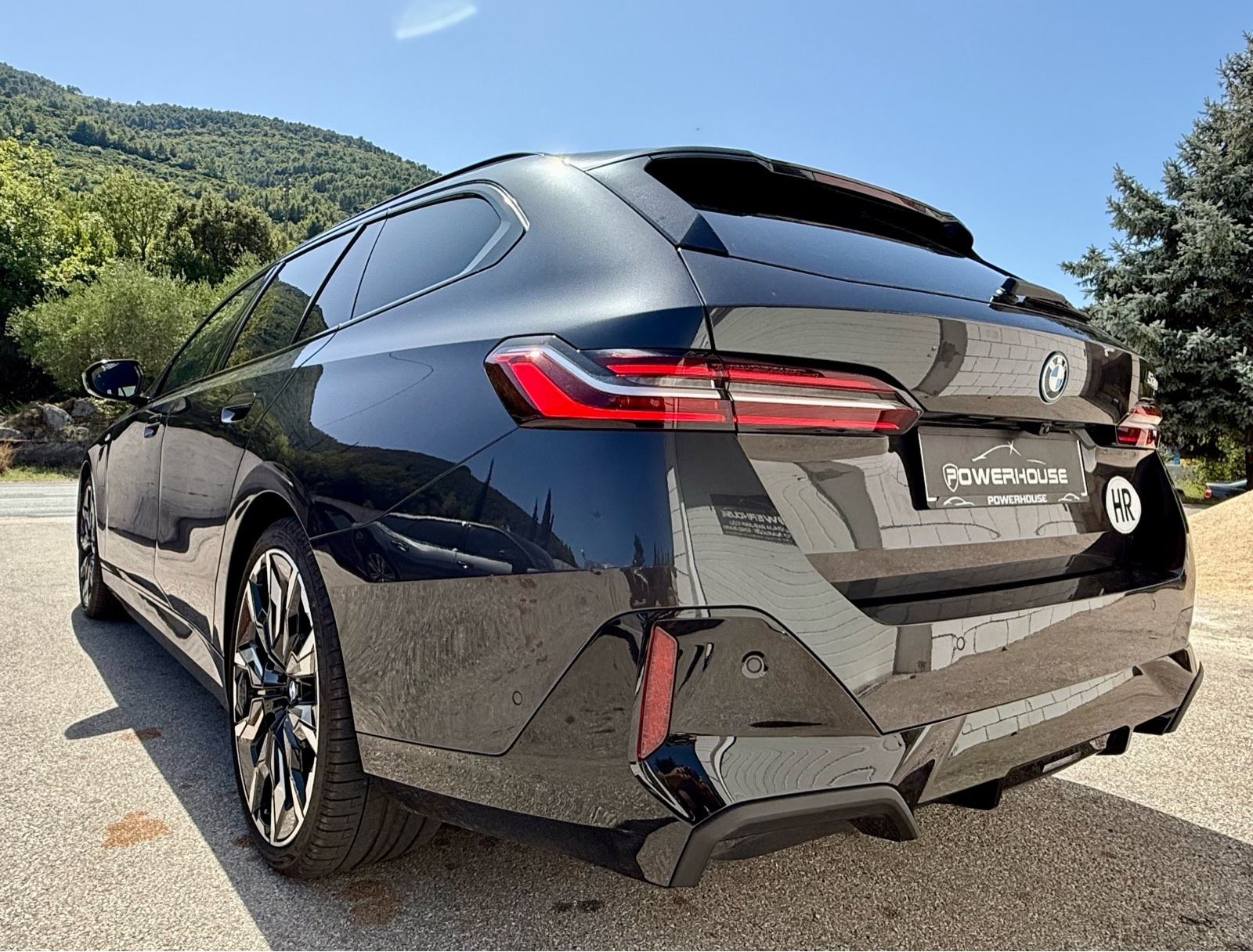 BMW serija 5 Touring 530e automatik M Sport, fotografija 11