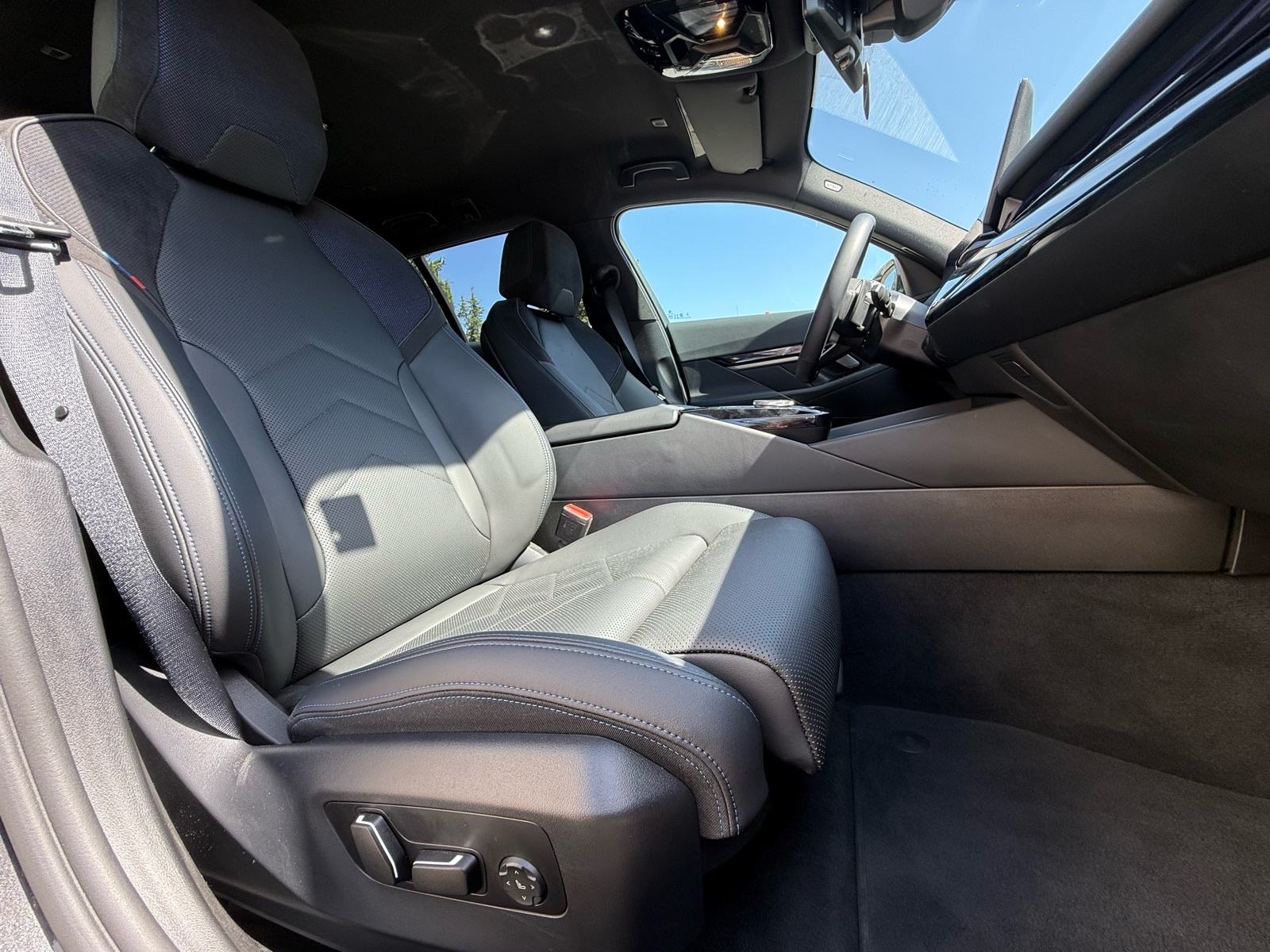 BMW serija 5 Touring 530e automatik M Sport, fotografija 17