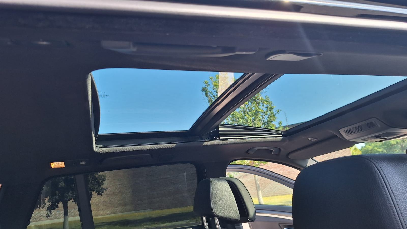 BMW serija 5 Touring 530XD automatik, fotografija 12
