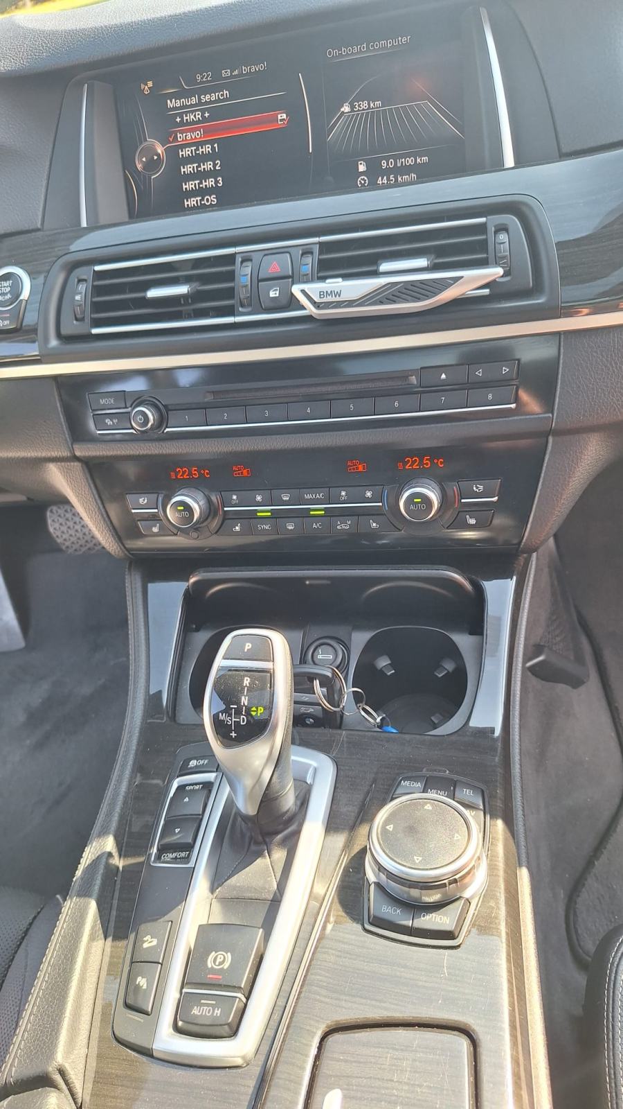 BMW serija 5 Touring 530XD automatik, fotografija 11