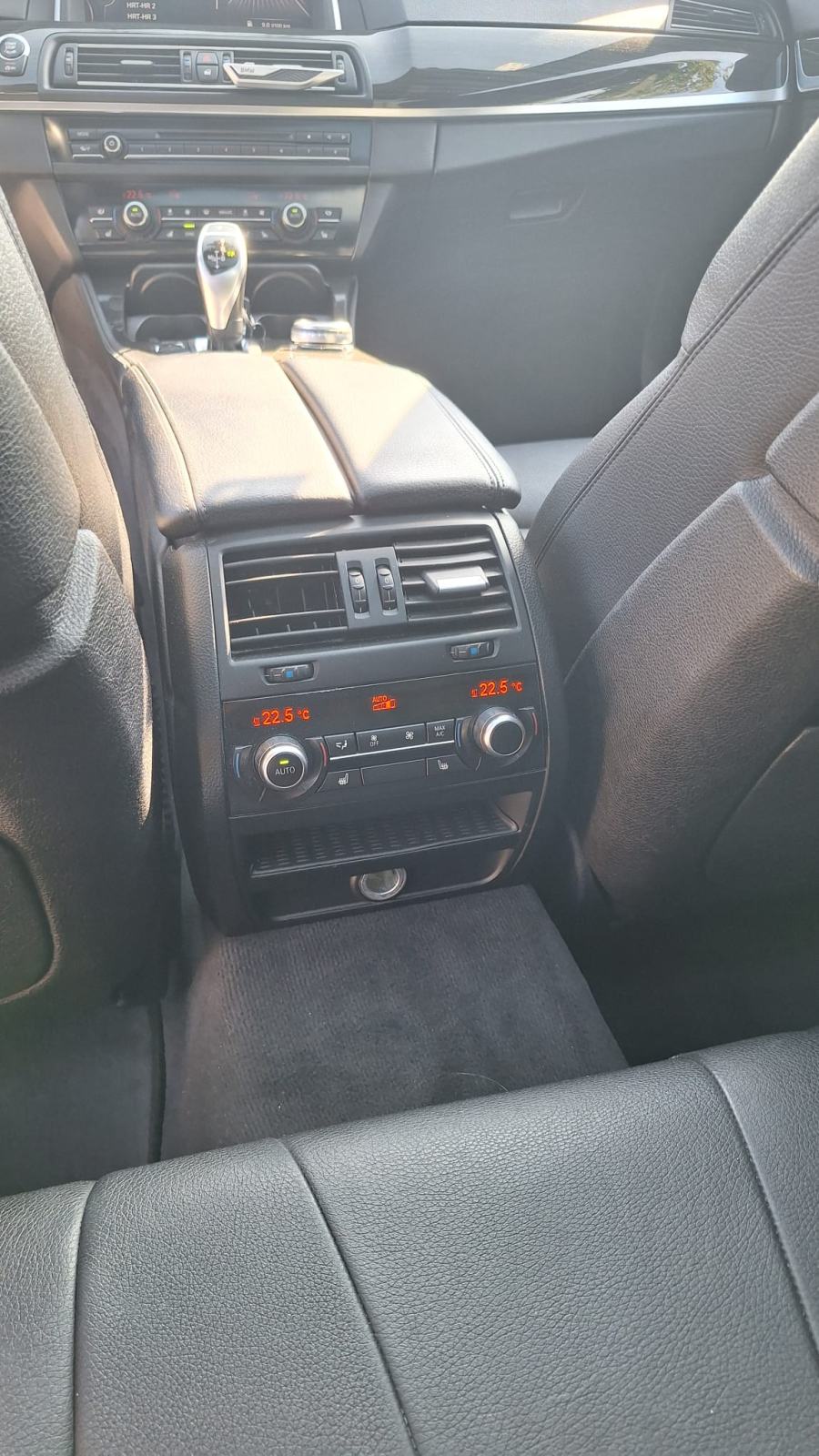 BMW serija 5 Touring 530XD automatik, fotografija 13