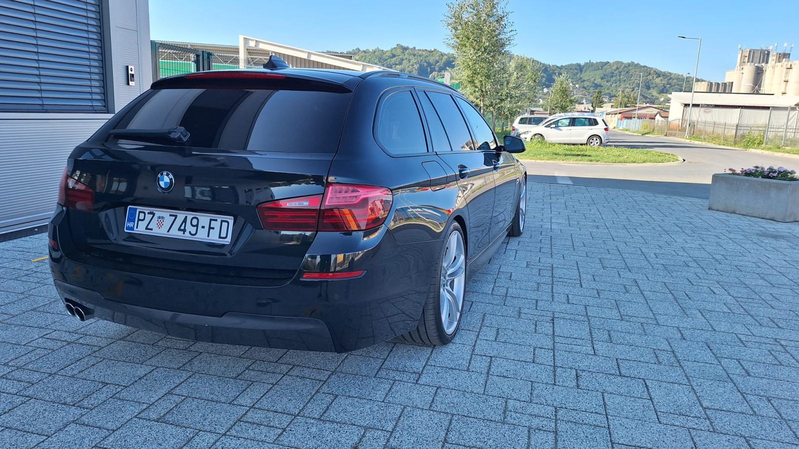 BMW serija 5 Touring 530XD automatik, pogled izvana - slika 3