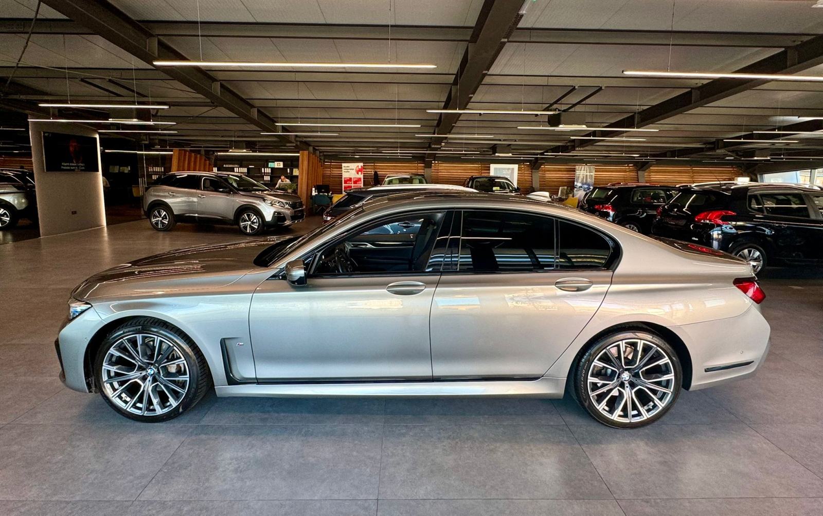 BMW 730d M-PAKET • LASER • ALU20" • KAM 360 • ŠIBER • H&K • HEAD-UP, pogled izvana - slika 5
