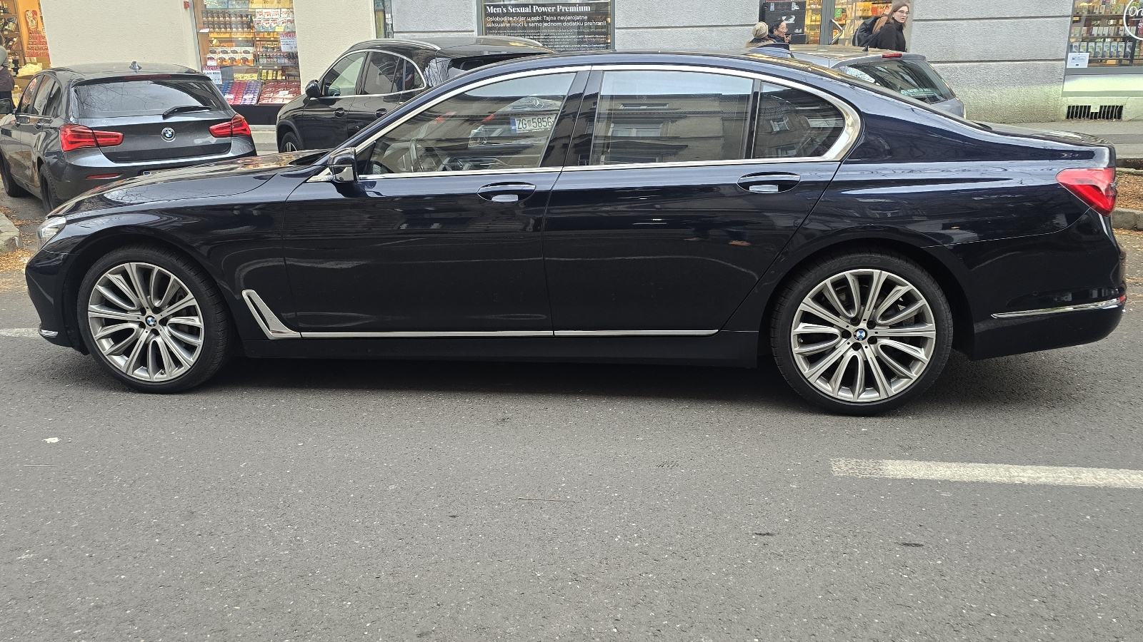 BMW serija 7 730xd KARTICE-ZAMJENA, fotografija 5