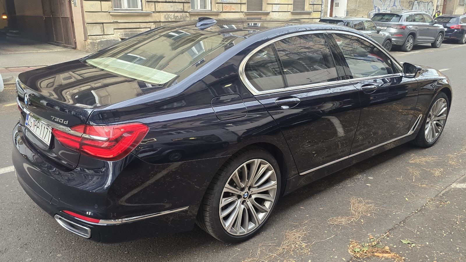 BMW serija 7 730xd KARTICE-ZAMJENA, fotografija 9