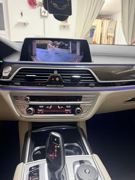 BMW serija 7 740d Xdrive - 360” KAMERA- ZRAČNI-ŠIBER-REG. 7/2027., fotografija 13