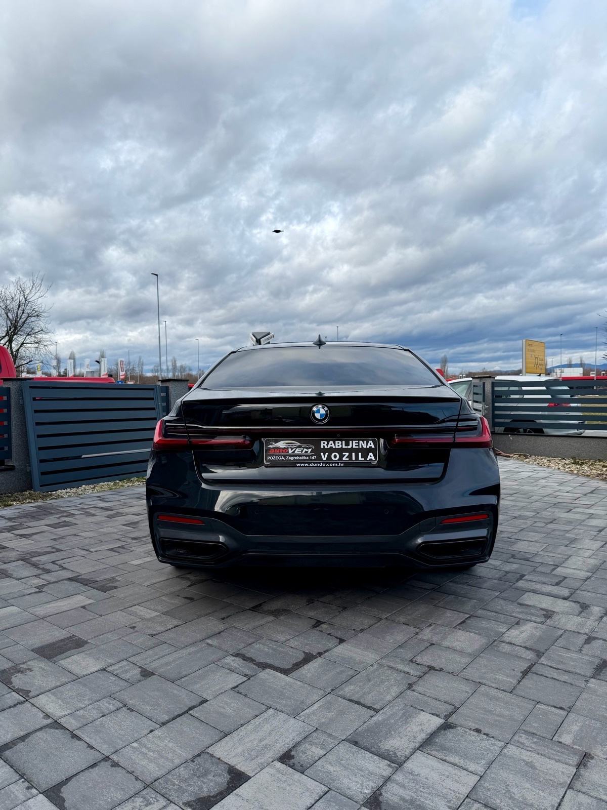 BMW serija 7 745e M-SPORT-LASER-ZRAČNI-MASAŽA-U PDV-u, fotografija 7