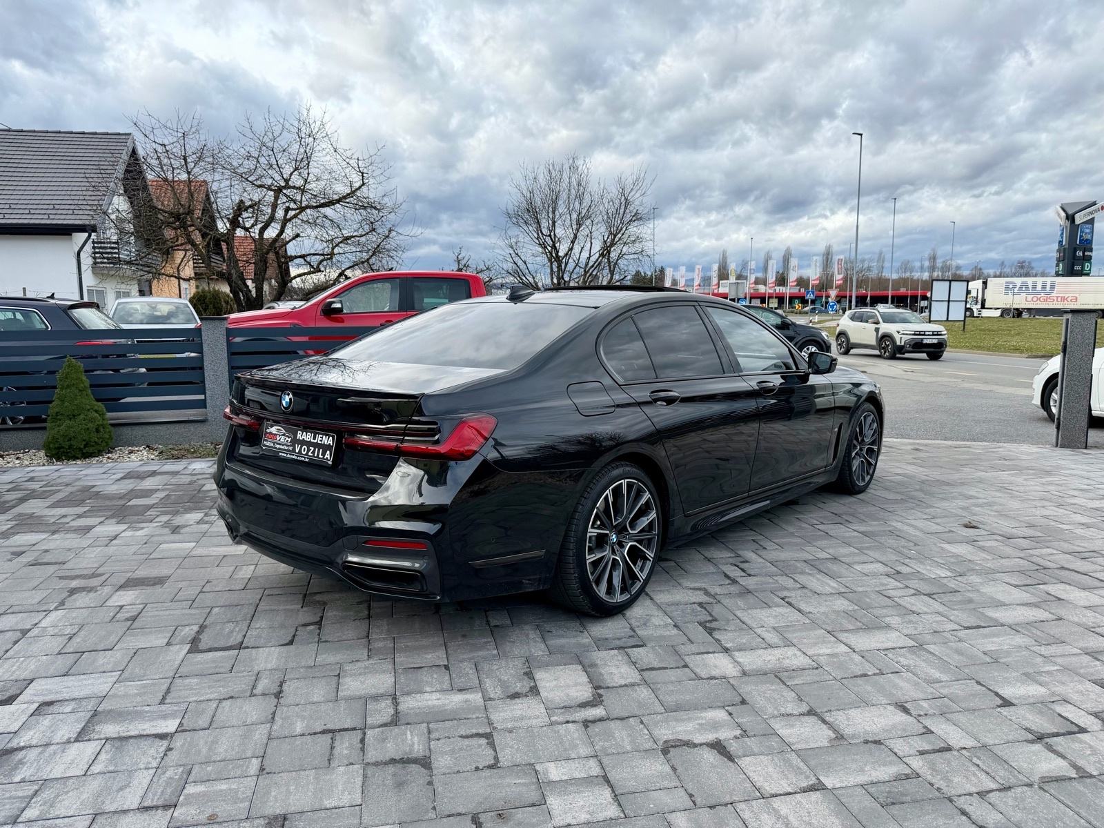 BMW serija 7 745e M-SPORT-LASER-ZRAČNI-MASAŽA-U PDV-u, fotografija 4