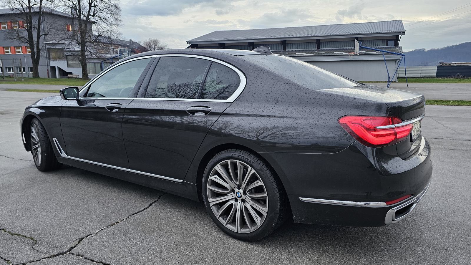 BMW 750xd, PDV, TOP STANJE, FULL OPREMA, H&K, Laser, 20", kuka, fotografija 7