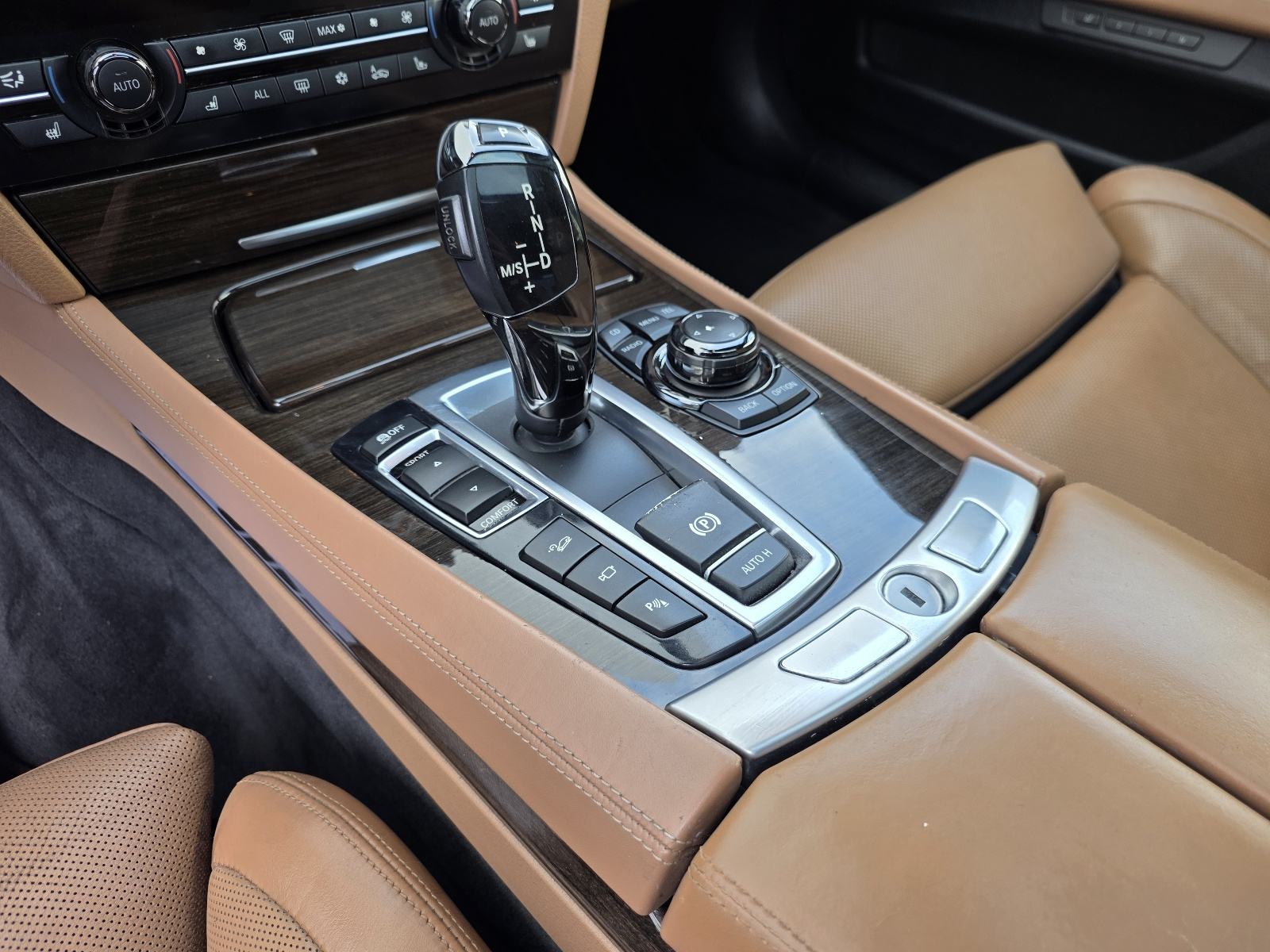 BMW serija 7 750xLi * X DRIVE * LONG * TV * ŠIBER * SOFT CLOSE *, fotografija 18