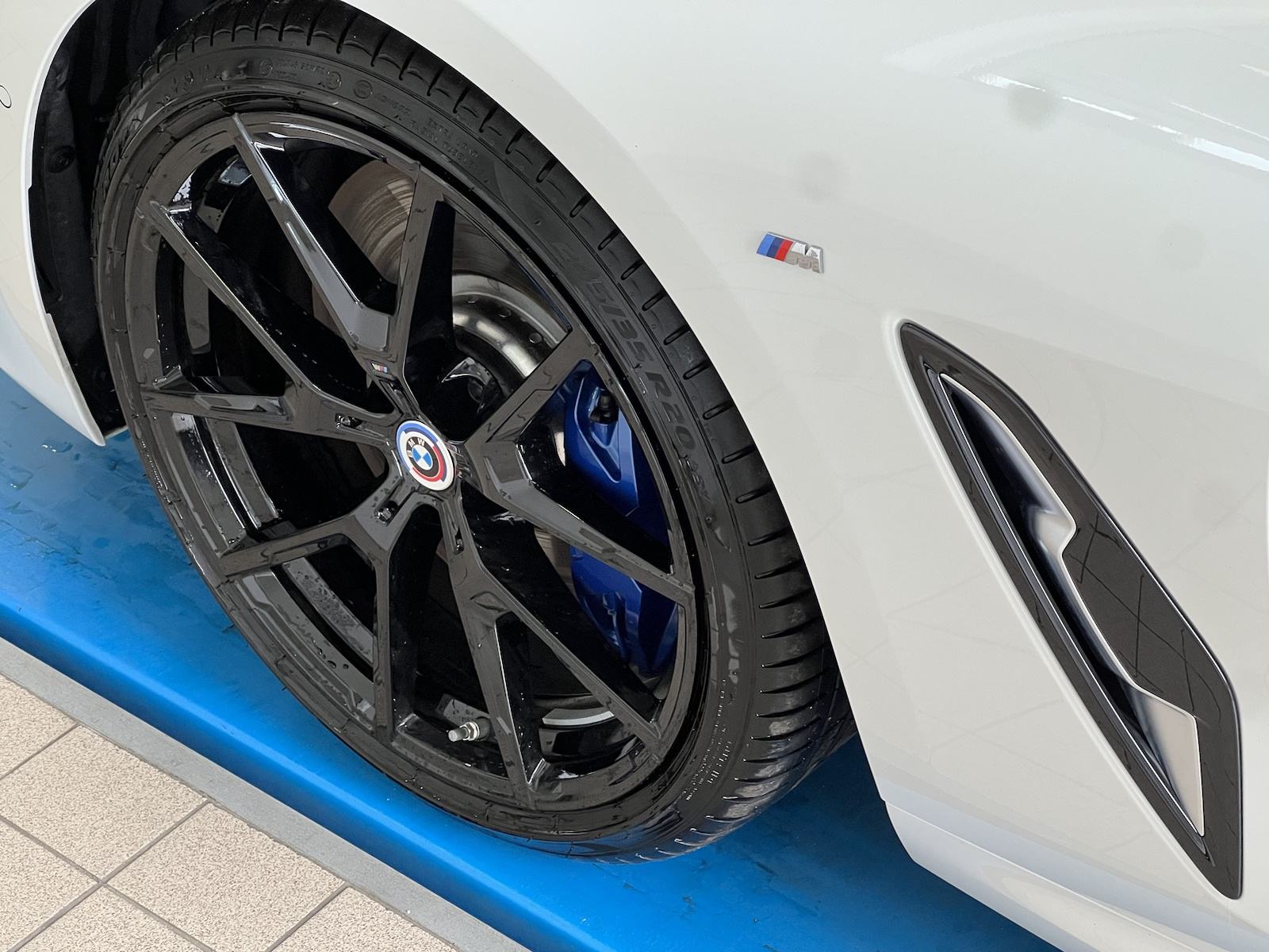 BMW serija 8 M850i xDrive Coupe, fotografija 7