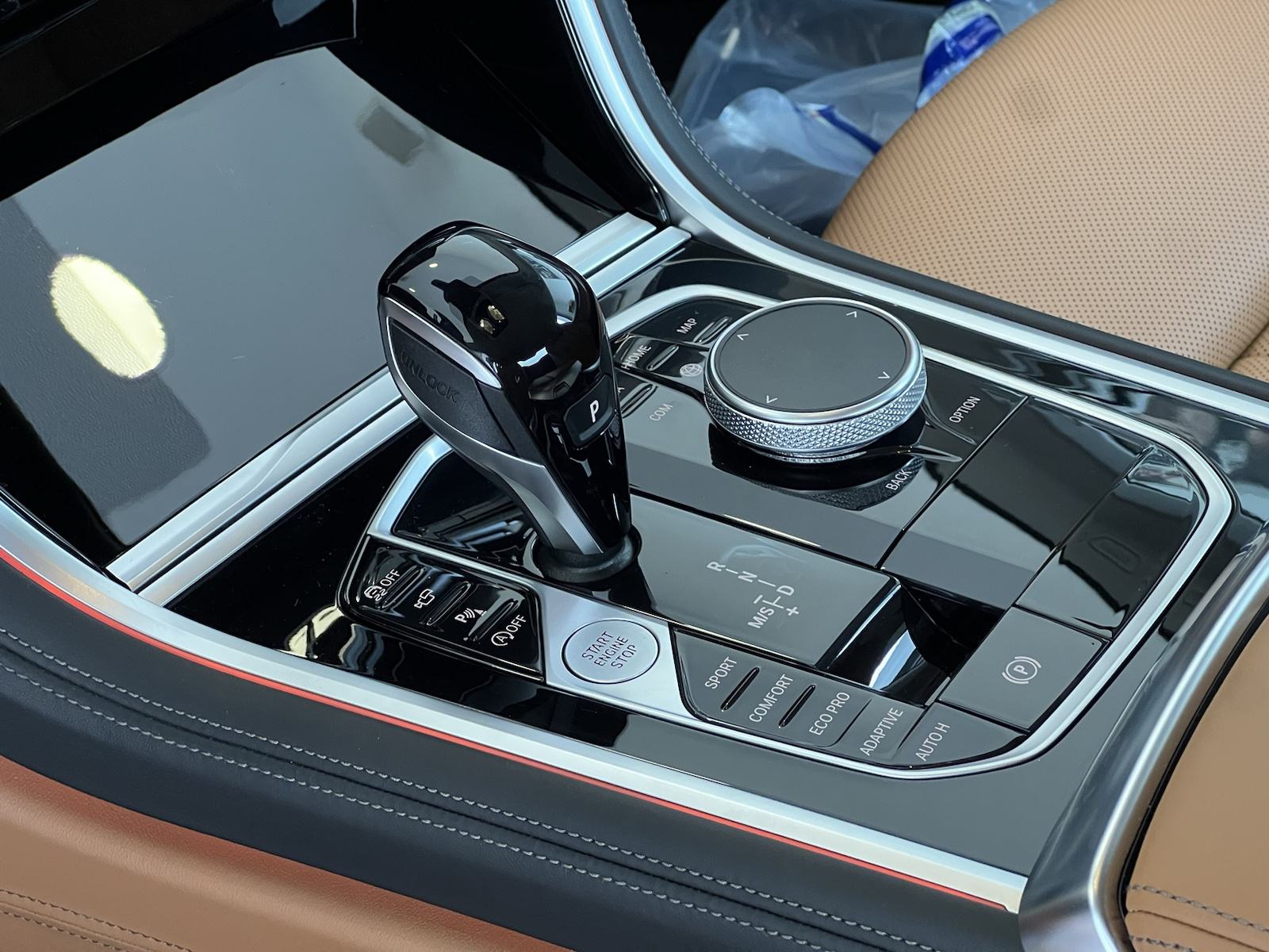BMW serija 8 M850i xDrive Coupe, fotografija 13