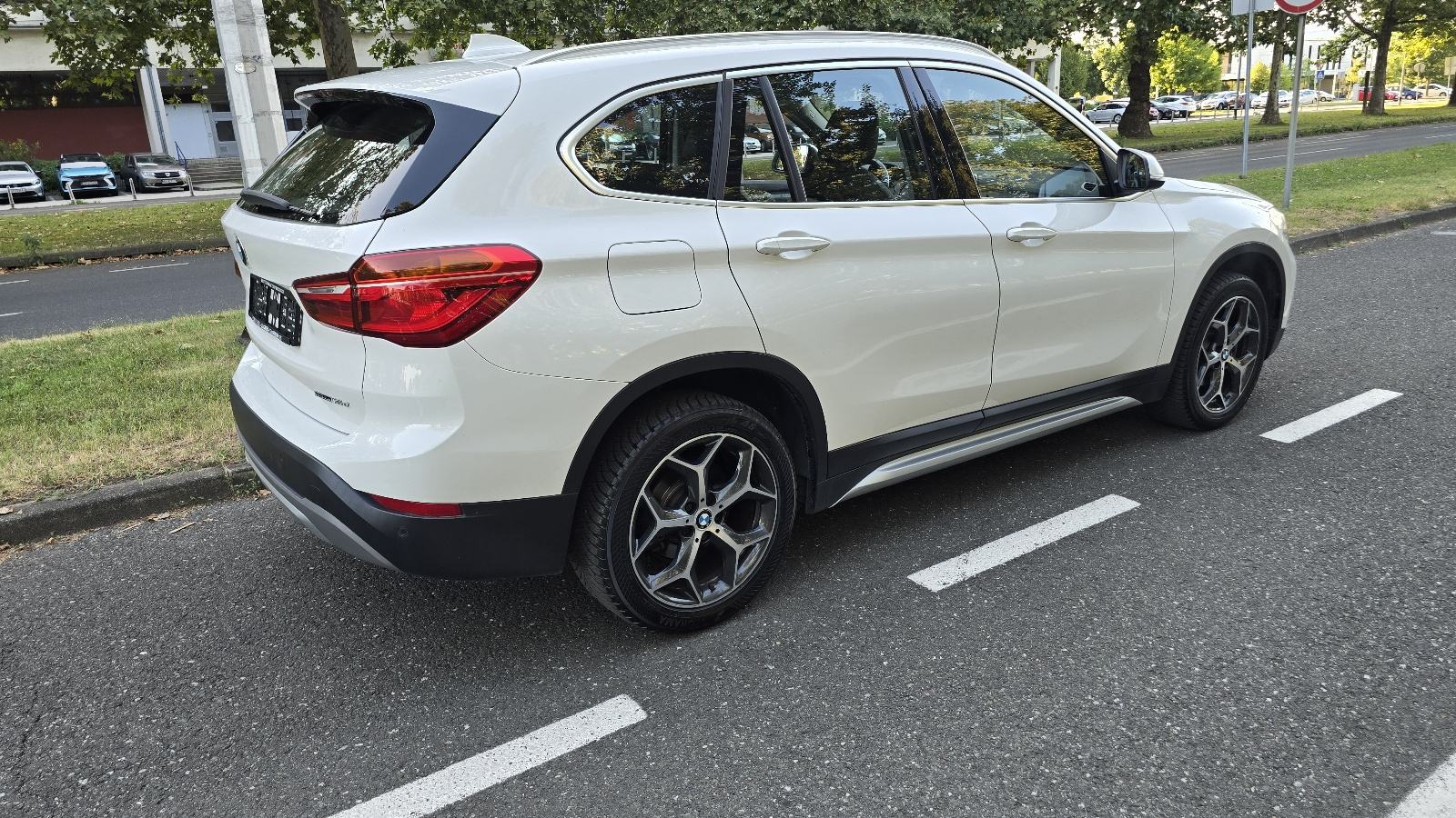 BMW X1 16d KARTICE-ZAMJENA, fotografija 5