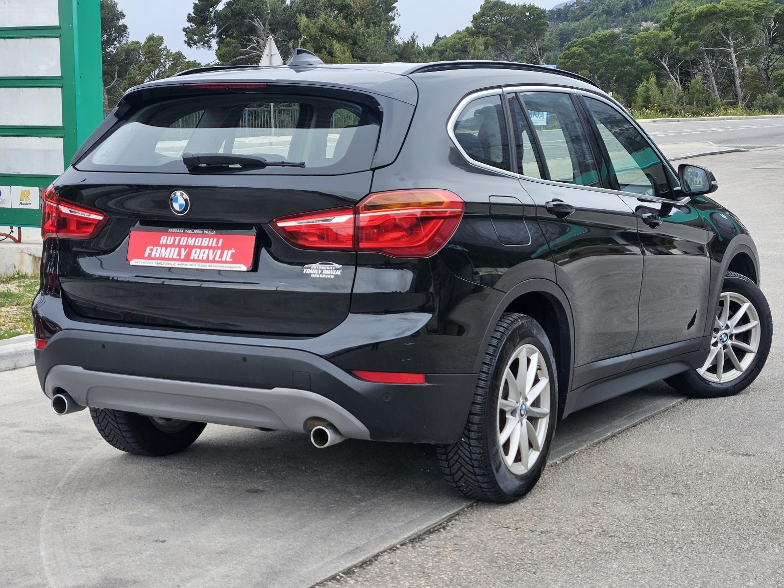 BMW X1 18 d Automatik Advantage*Model 2020g*Serv.Knjiga*Registriran1g*, fotografija 7