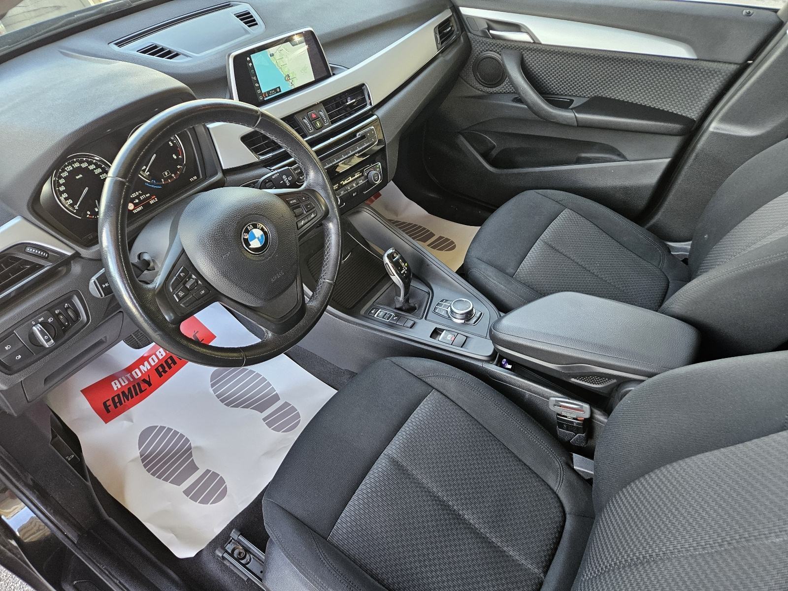 BMW X1 18 d Automatik Advantage*Model 2020g*Serv.Knjiga*Registriran1g*, fotografija 11