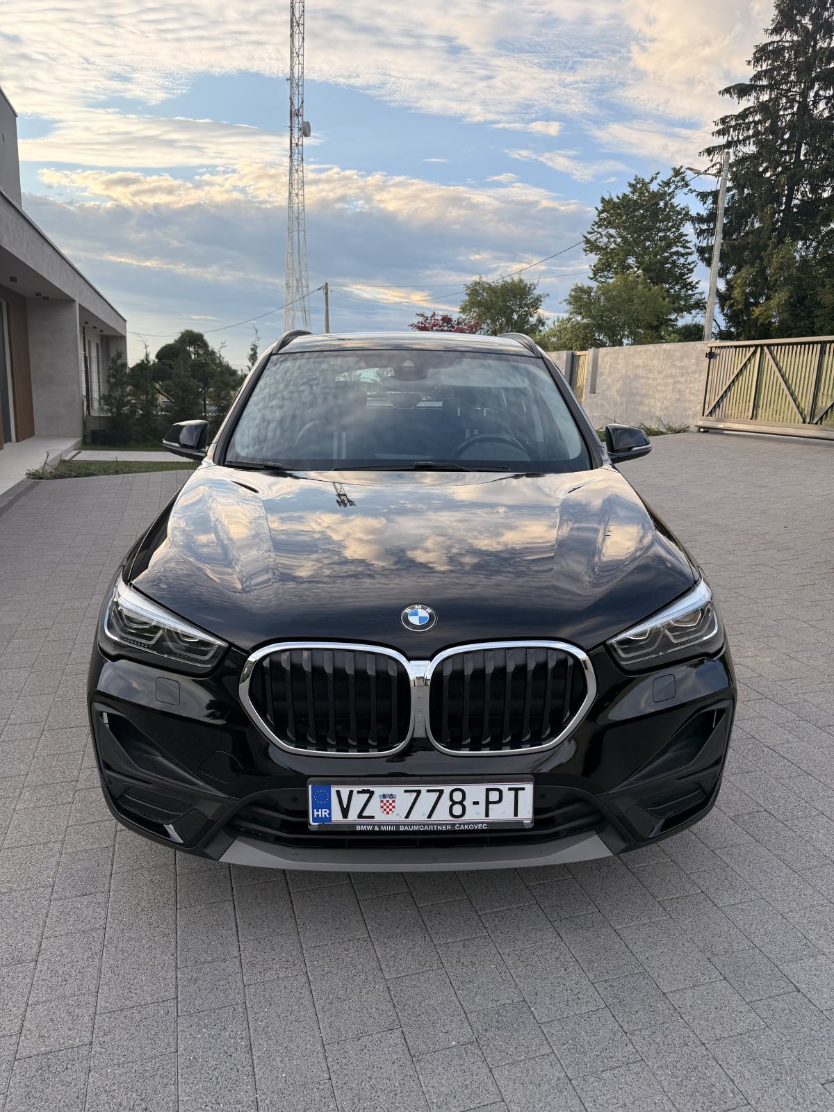 BMW X1 18d, 150KS, AUTOMATIK, REG, 1. VLASNIK, LED, NAVI, KAMERA, SERV, fotografija 3
