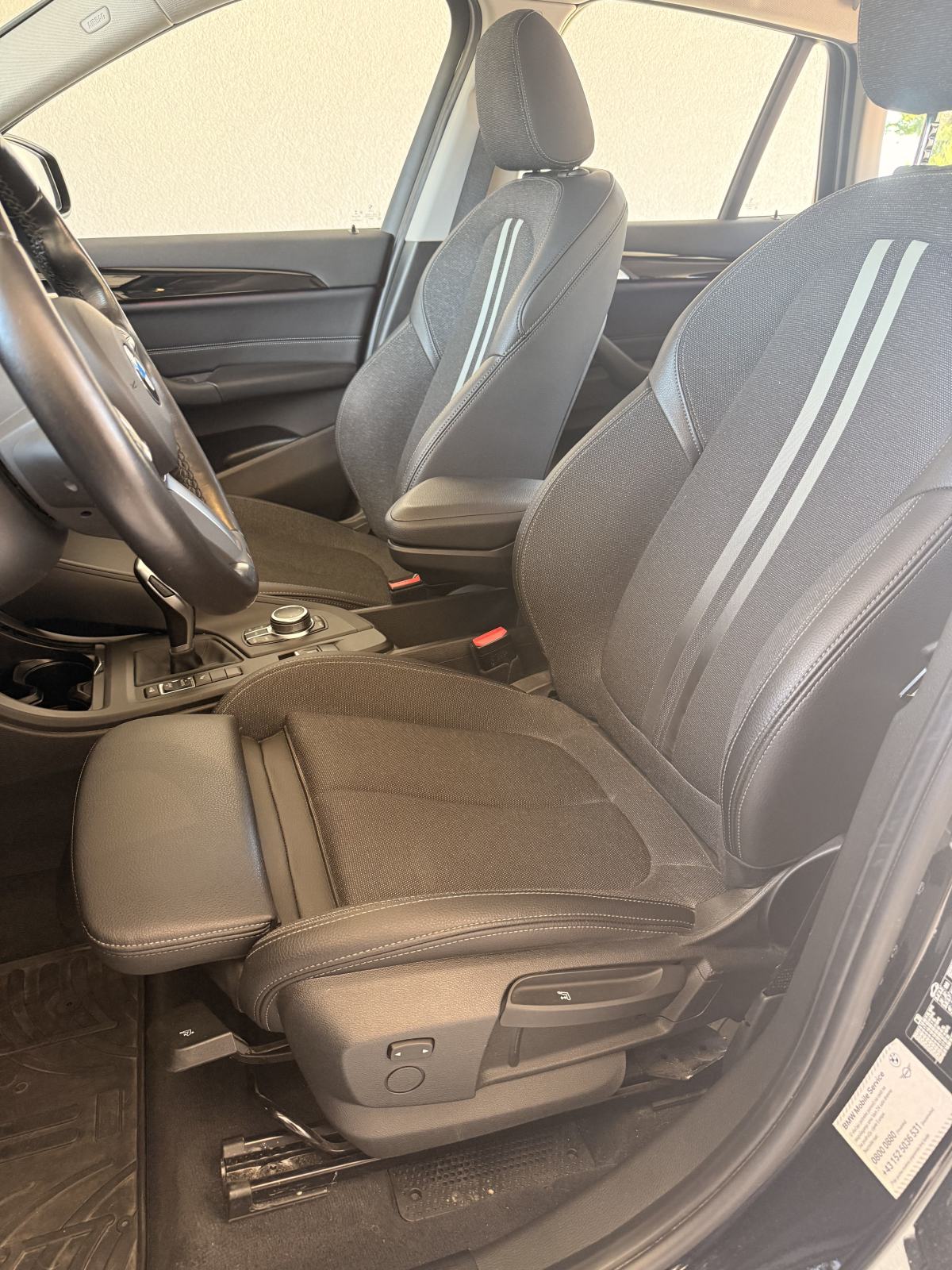BMW X1 18d, 150KS, AUTOMATIK, REG, 1. VLASNIK, LED, NAVI, KAMERA, SERV, fotografija 8