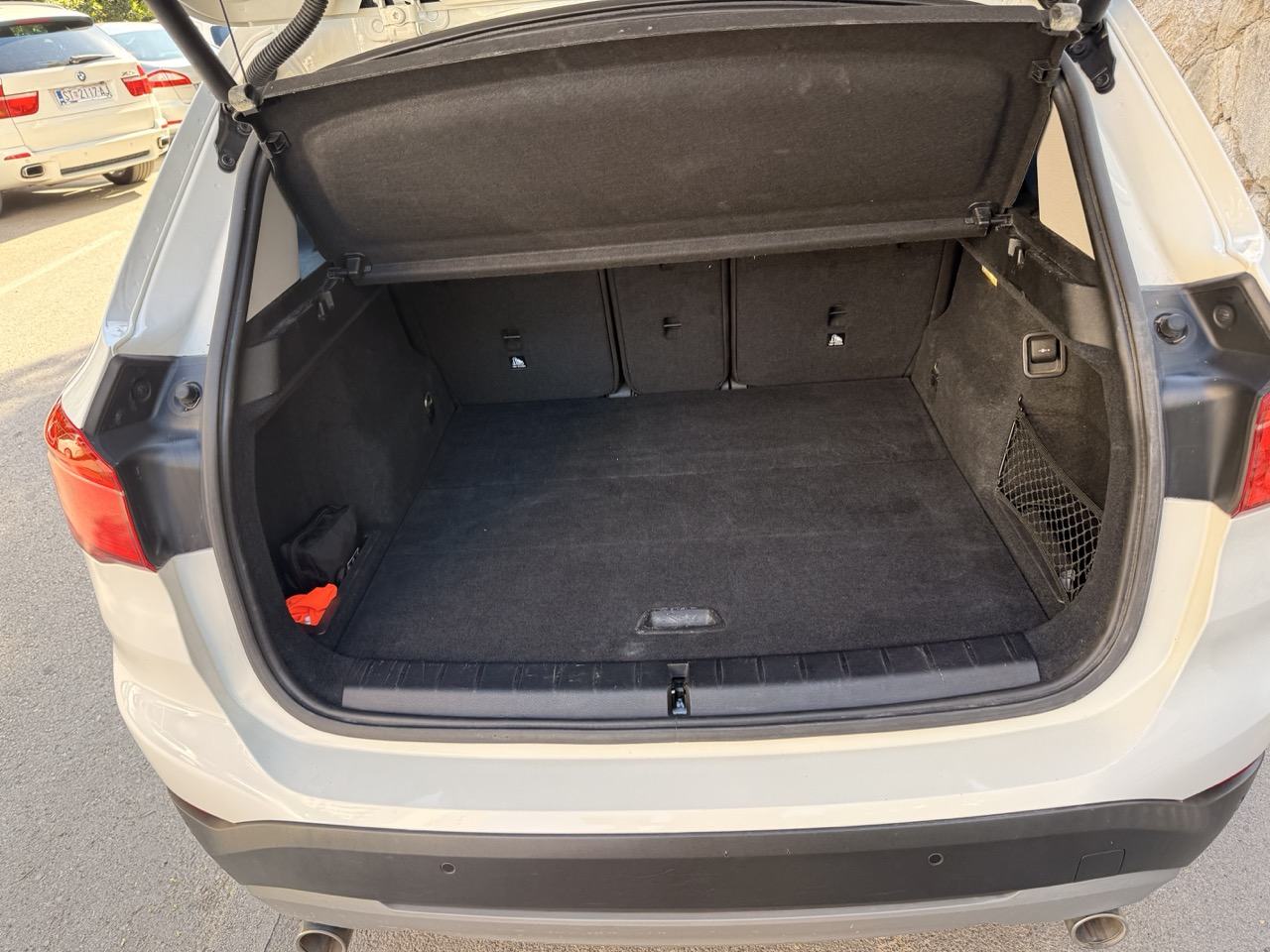 BMW X1 sDrive18d, 2018, 63 000 km, servisiran, fotografija 10