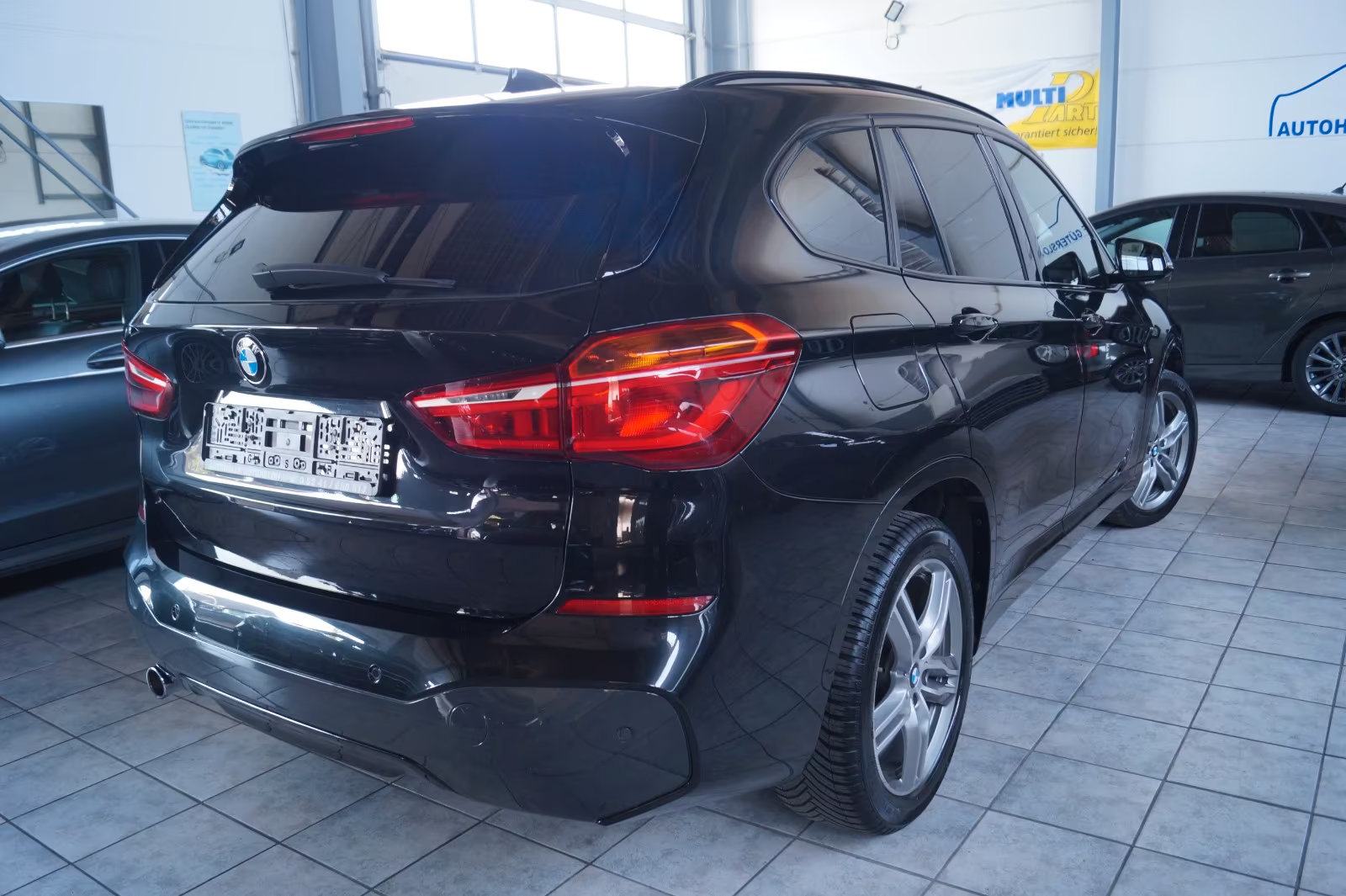 BMW X1 18d aut M-sport LED navi koža HeadUp pano gr.sp.i el.sjedala, fotografija 12