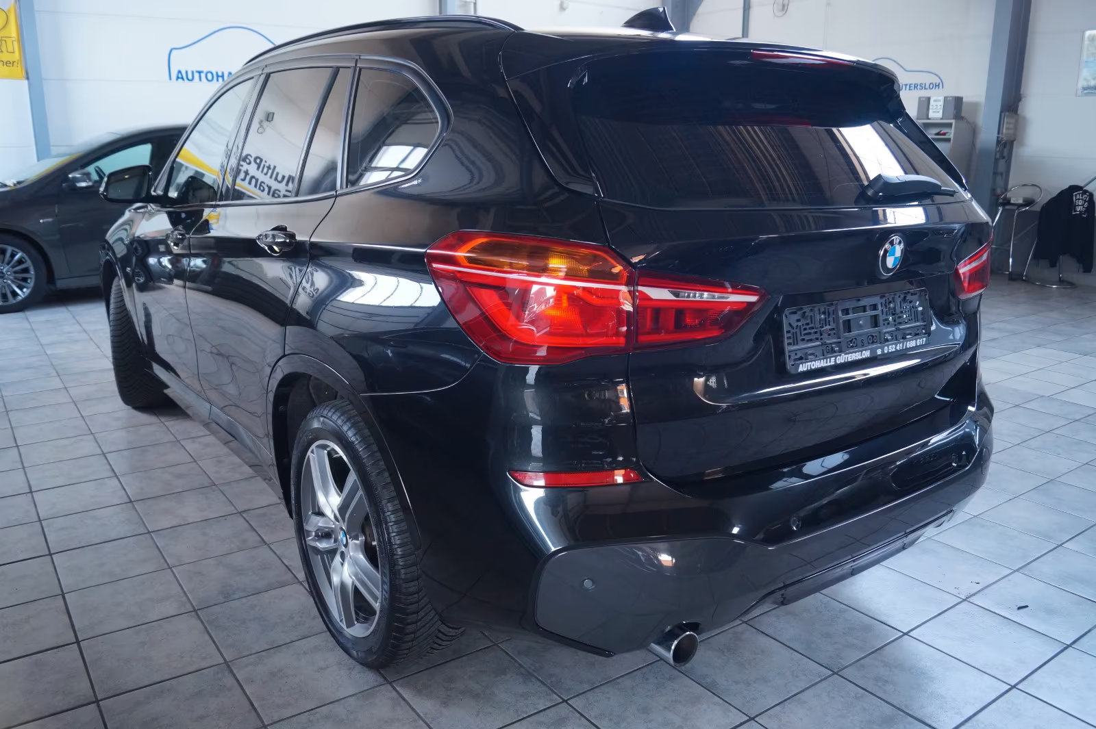 BMW X1 18d aut M-sport LED navi koža HeadUp pano gr.sp.i el.sjedala, fotografija 14