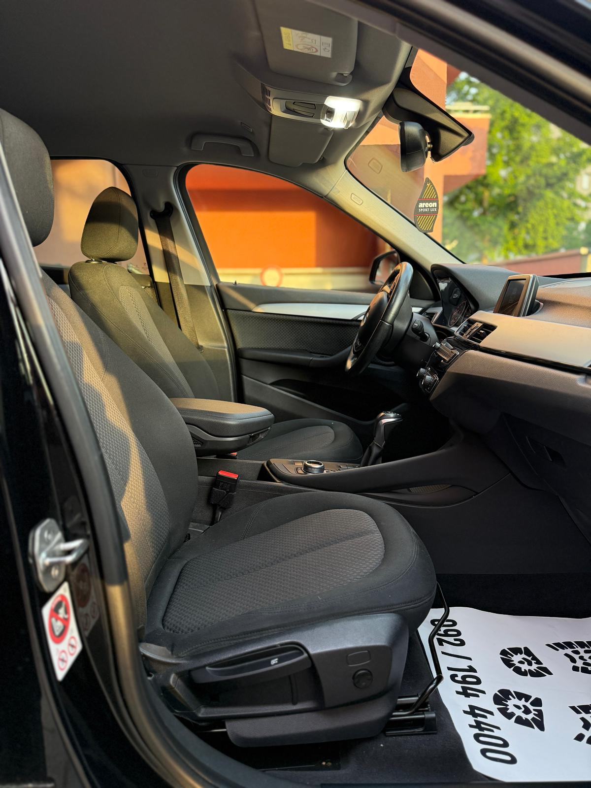 BMW X1 18d Automatik,Alu18,Led,Zatamljen.Zamjena Golf 7,8 Beetle, fotografija 9