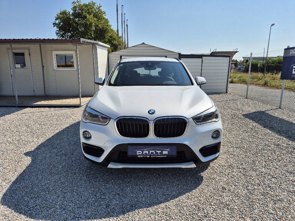 BMW X1 xDrive18d automatik REG 01/27 NAVI,ALU,TEMPOMAT,SERVISNA,KREDIT, fotografija 3