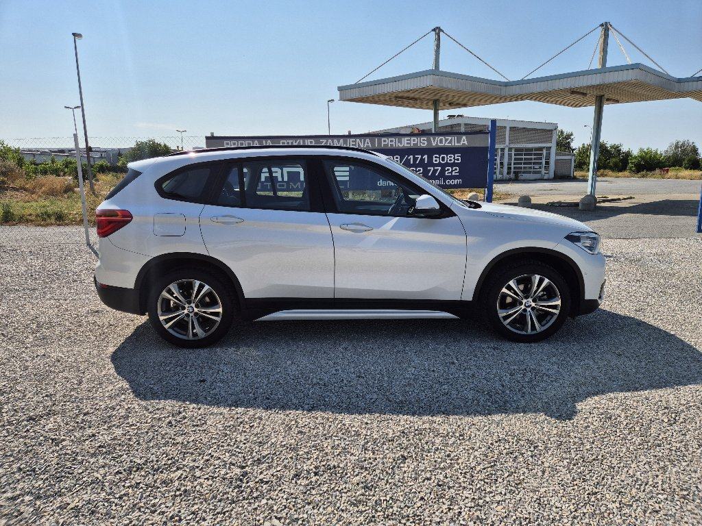 BMW X1 xDrive18d automatik REG 01/27 NAVI,ALU,TEMPOMAT,SERVISNA,KREDIT, fotografija 8