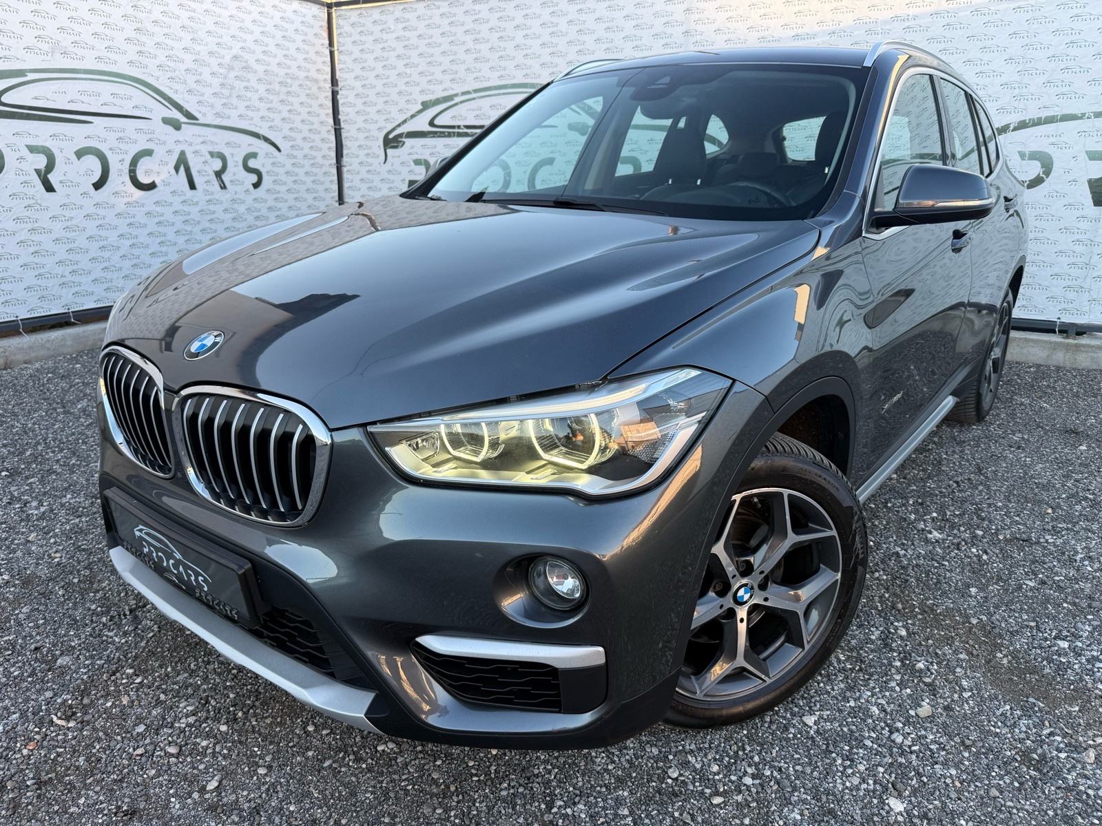BMW X1 18d xDrive | ADAPTIV LED | HR AUTO | REG 02/27, fotografija 2