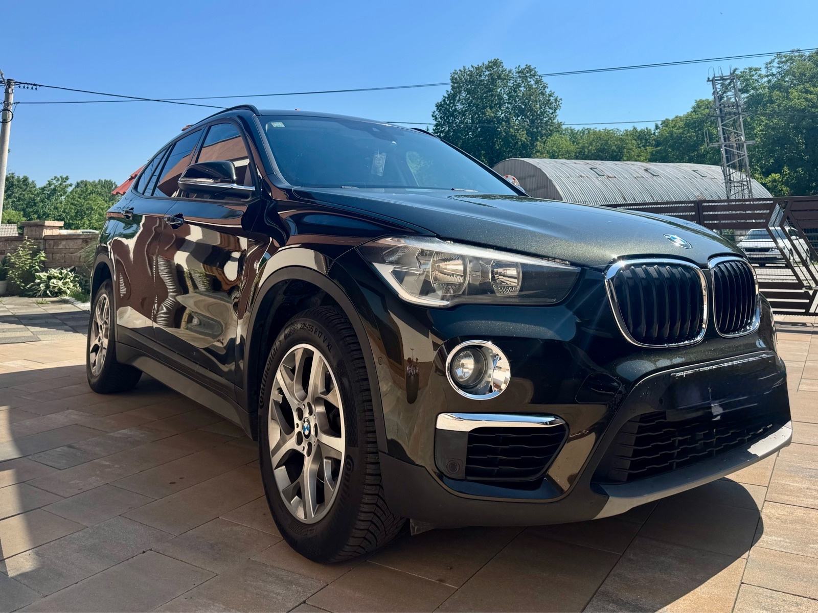 BMW X1 18d automatik,pdc 360*,navi,aluperla boja!, pogled izvana - slika 3