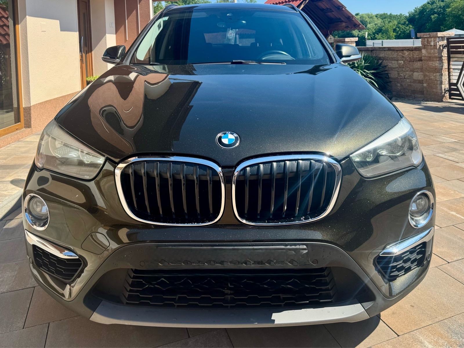 BMW X1 18d automatik,pdc 360*,navi,aluperla boja!, pogled izvana - slika 5