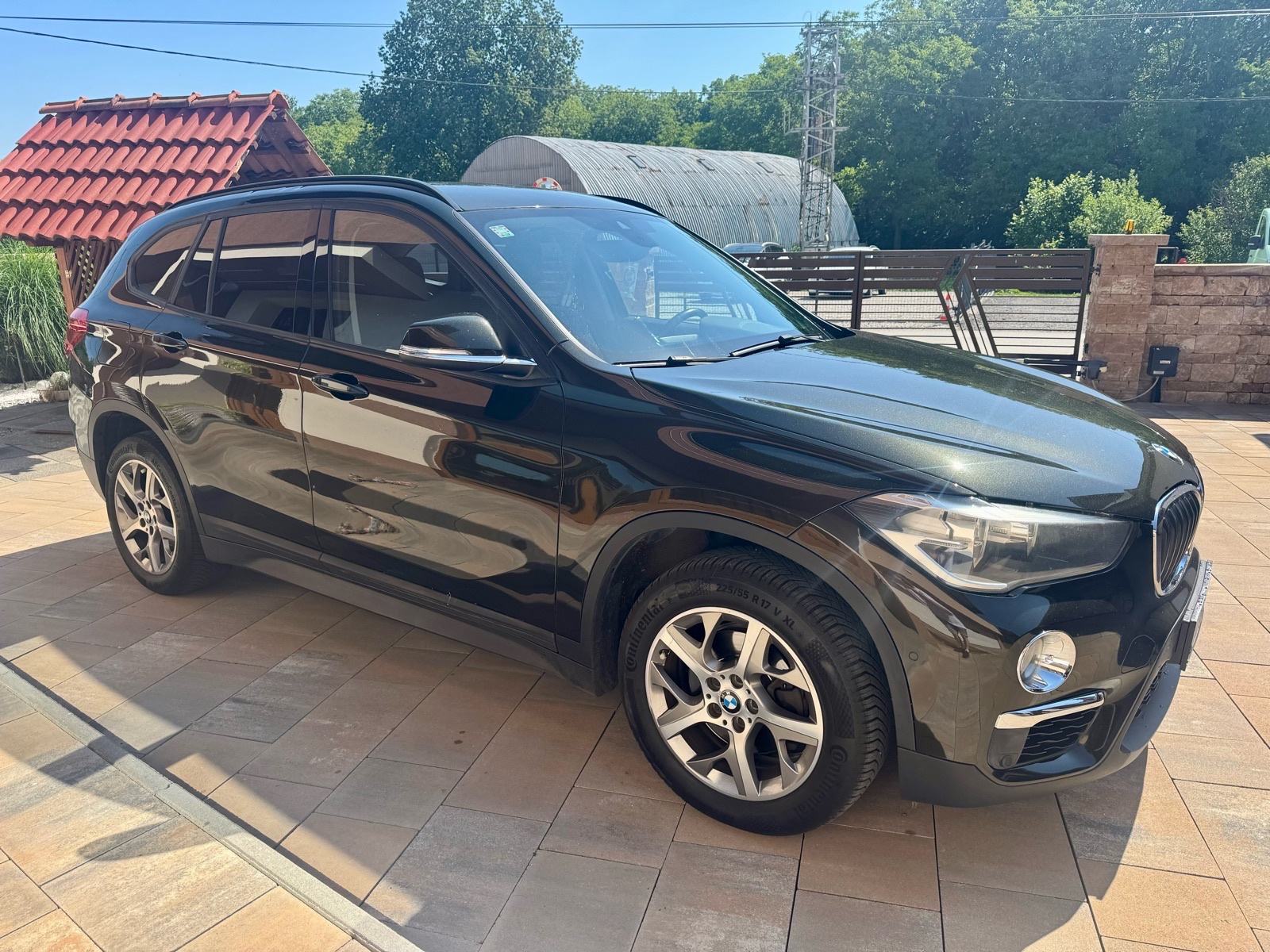 BMW X1 18d automatik,pdc 360*,navi,aluperla boja!, fotografija 8