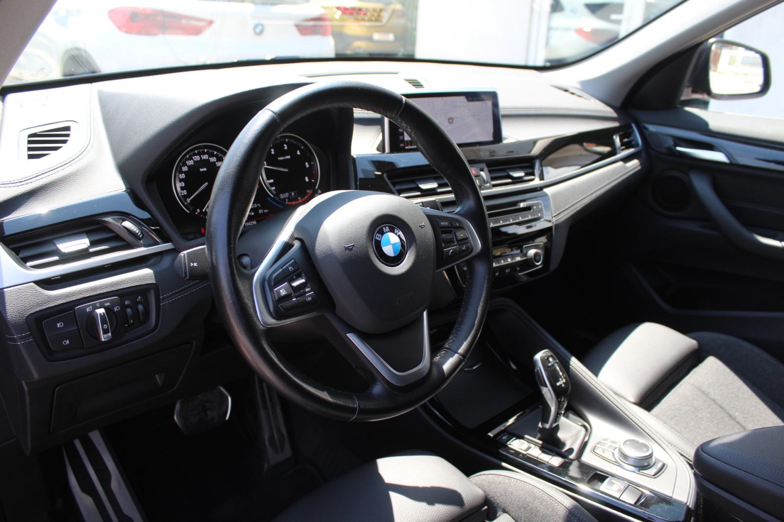 BMW X1 18d AUTOMATIK, SPORT, LED, ALU 18", NAVI, KOŽA, GARANCIJA., fotografija 11