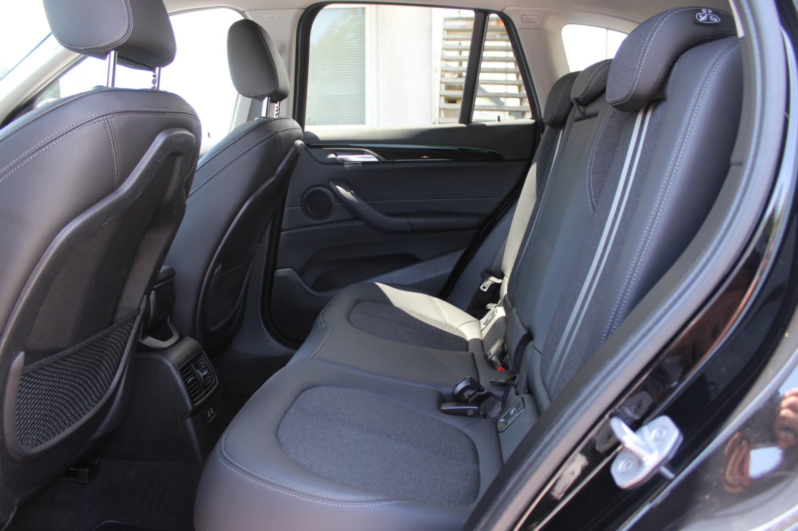 BMW X1 18d AUTOMATIK, SPORT, LED, ALU 18", NAVI, KOŽA, GARANCIJA., fotografija 9