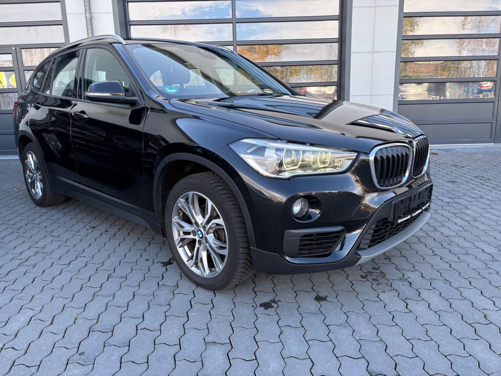 BMW X1 18d Automatik, xDrive, Advantage, fotografija 2
