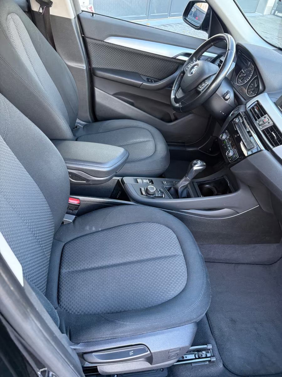 BMW X1 18d Automatik, xDrive, Advantage, fotografija 3