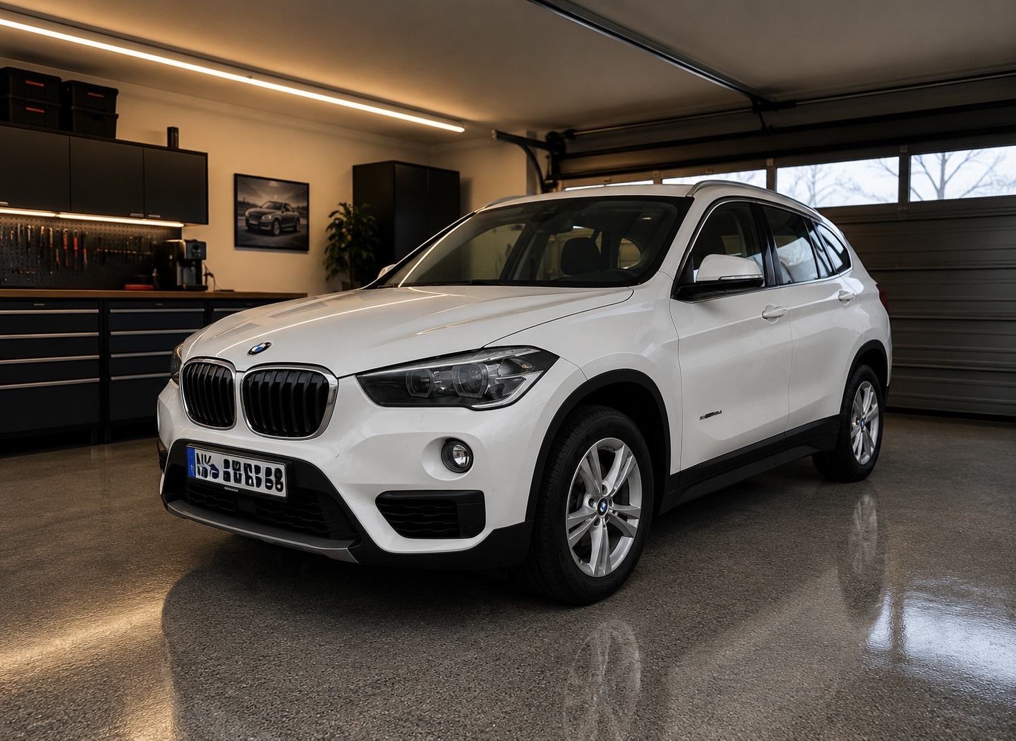 BMW X1 18d led, alu, navi, servisna knjiga, pogled izvana