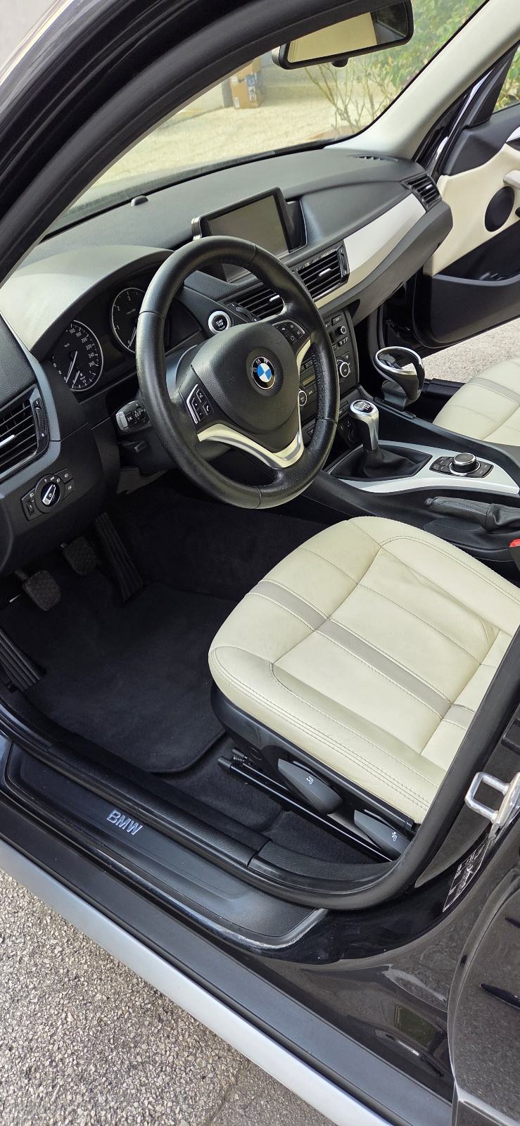 BMW X1 sDrive 1.8d, fotografija 10