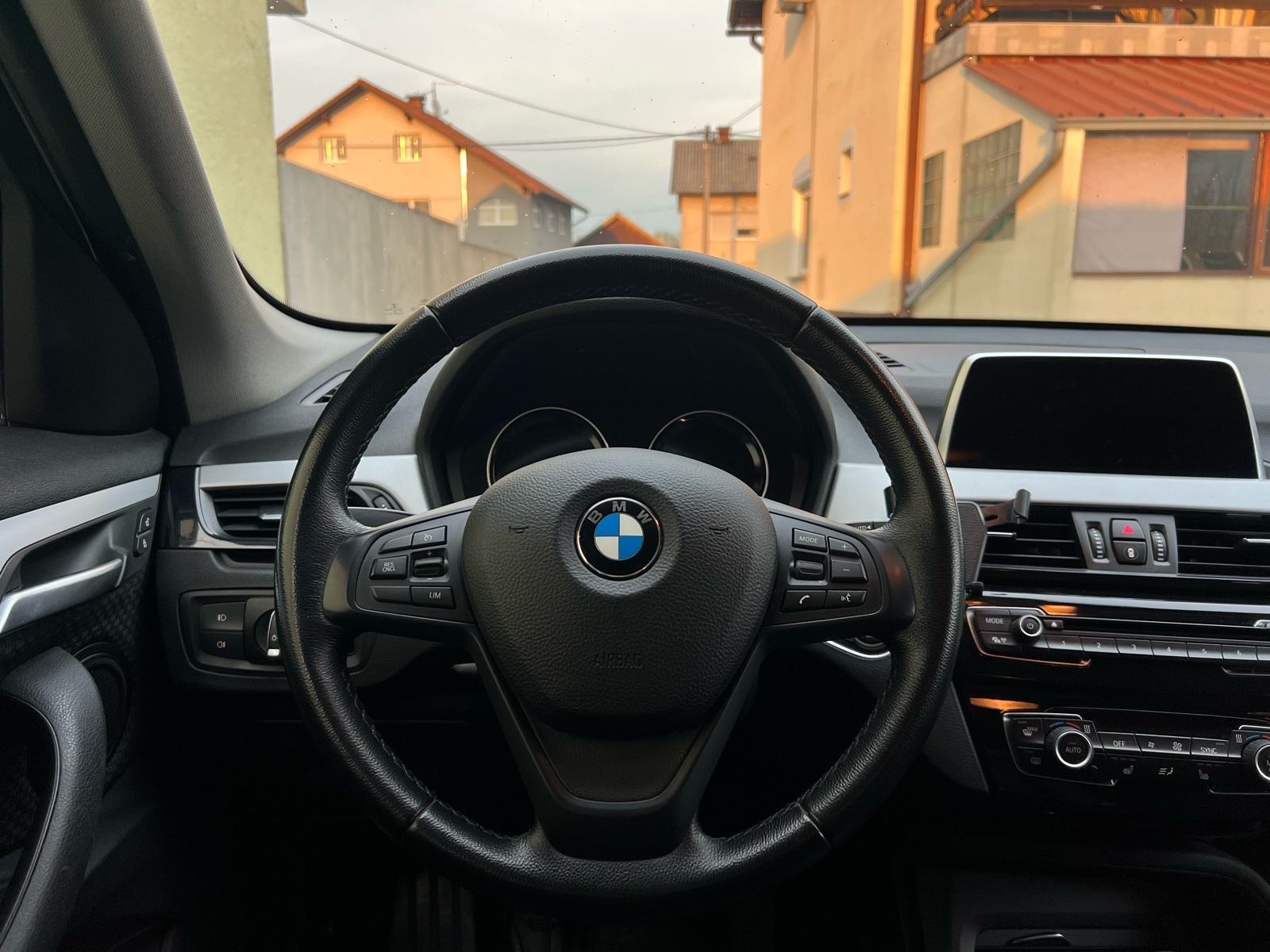 BMW X1 sdrive 1.8d, fotografija 9