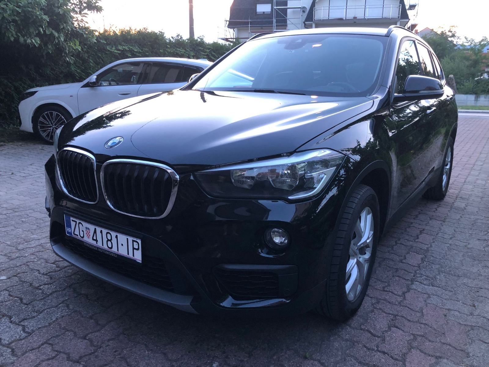 BMW X1 18d, fotografija 2