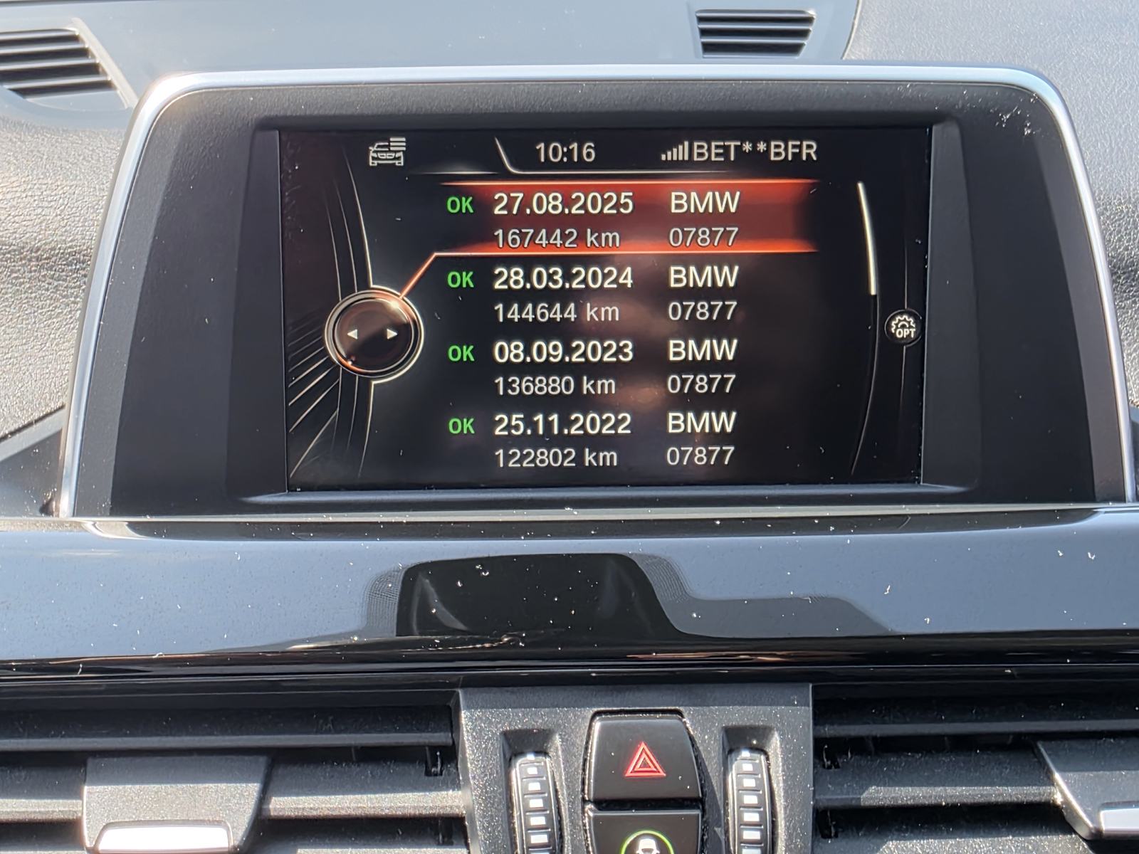 BMW X1 F48 ☆ 2.0D ☆ 150KS ☆ SPORTSKA SJEDALA ☆ LED ☆ 18"/17" KOTAČI ☆, fotografija 14