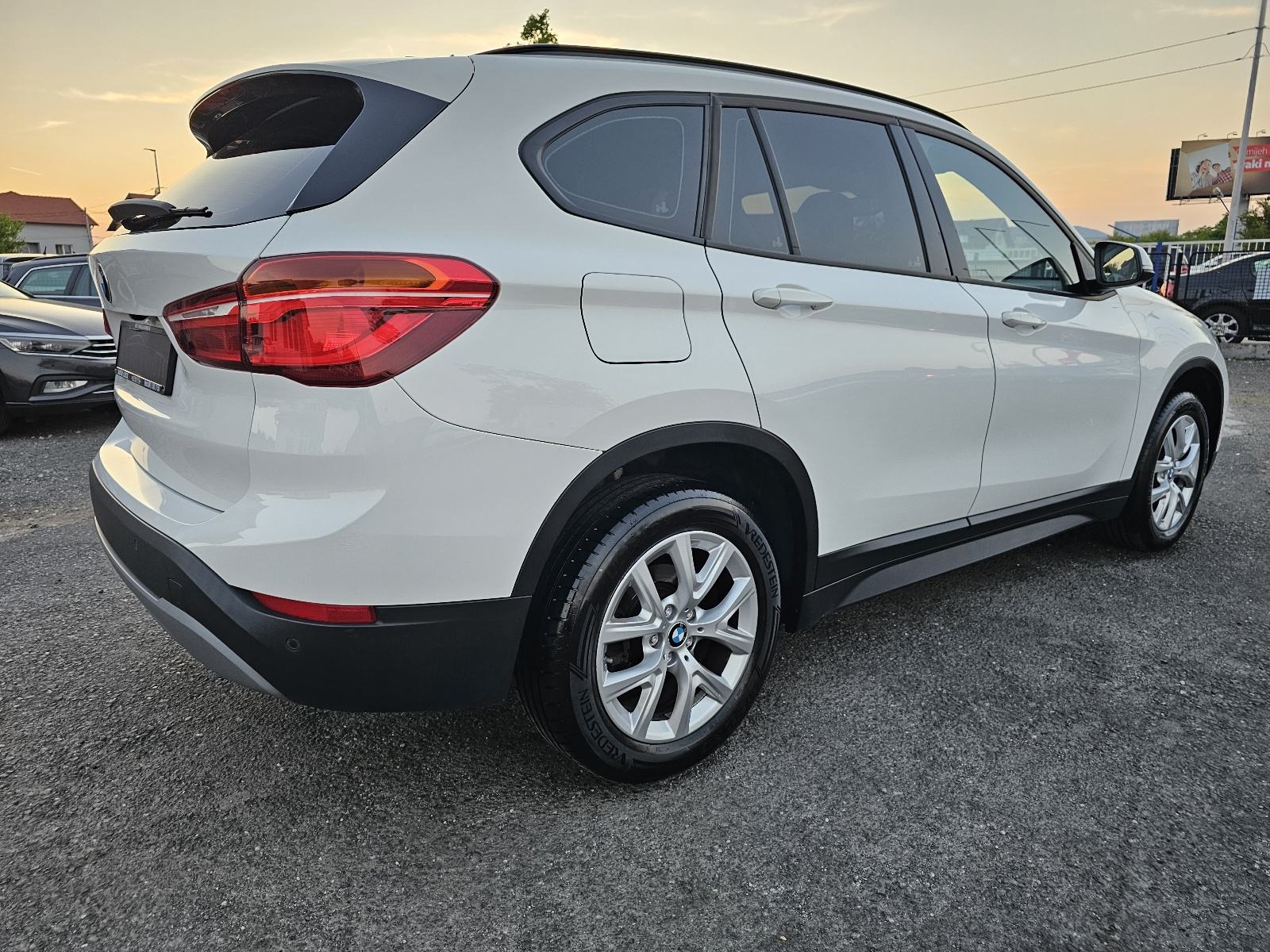 BMW X1 18d ***TOP-STANJE***NAVIGACIJA-XENON-LED***KAMERA-SENZORI***, fotografija 5