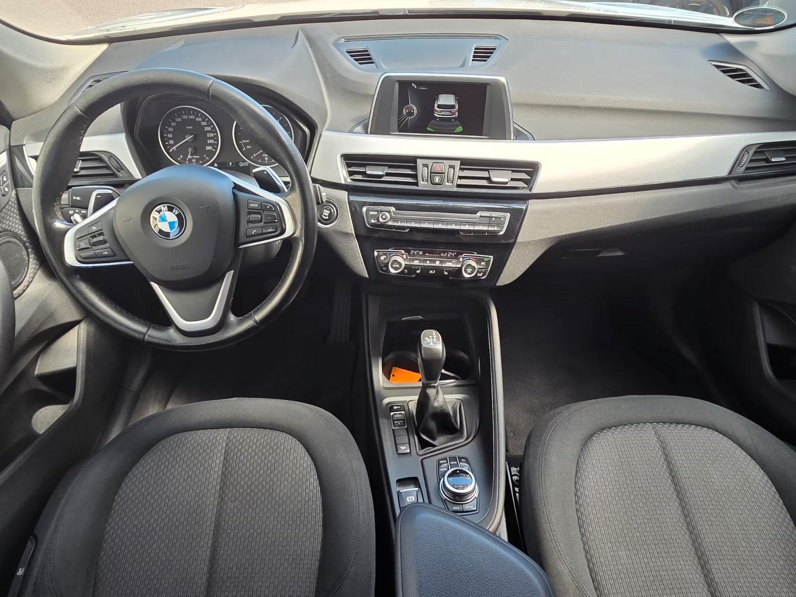 BMW X1 18d xDrive, Advantage, fotografija 17