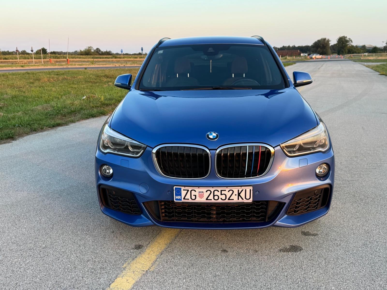 BMW X1 18d xdrive M Paket Navigacija, fotografija 2